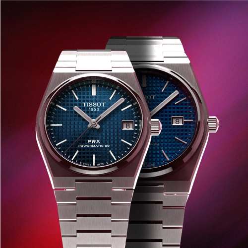 티쏘 PRX 35mm 아이스블루 모델의 다이얼과 브레이슬릿 클로즈업